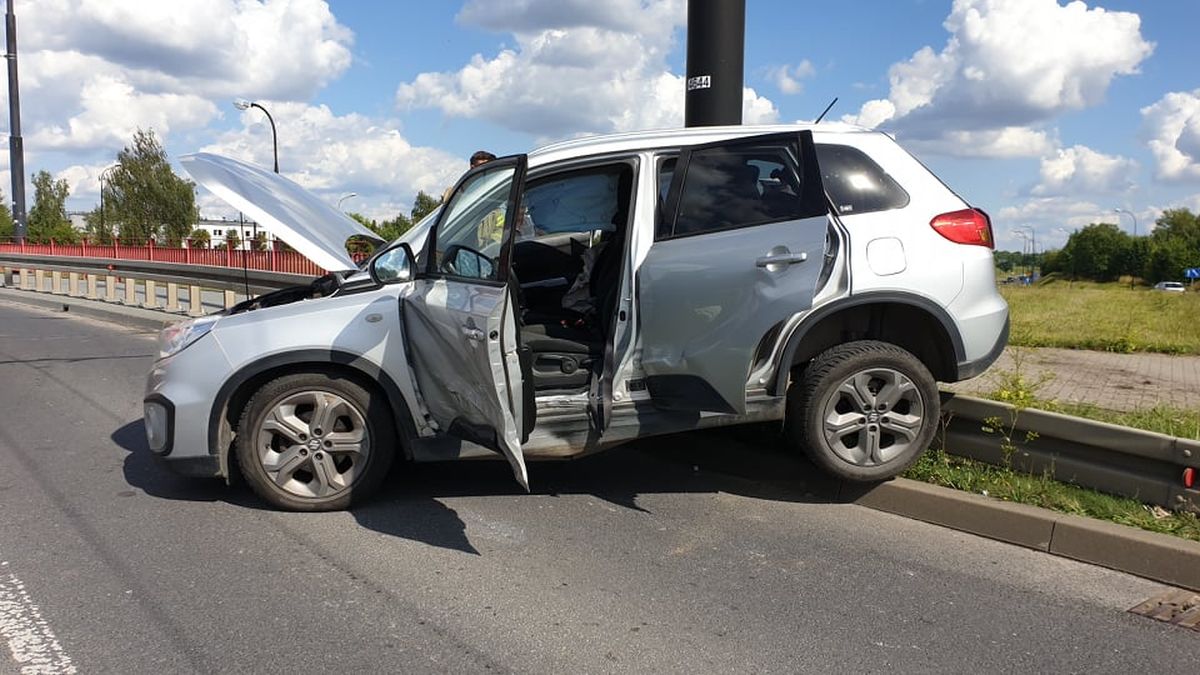 Nie zauważyła, że musi ustąpić pierwszeństwa przejazdu. Cztery osoby są poszkodowane (zdjęcia)