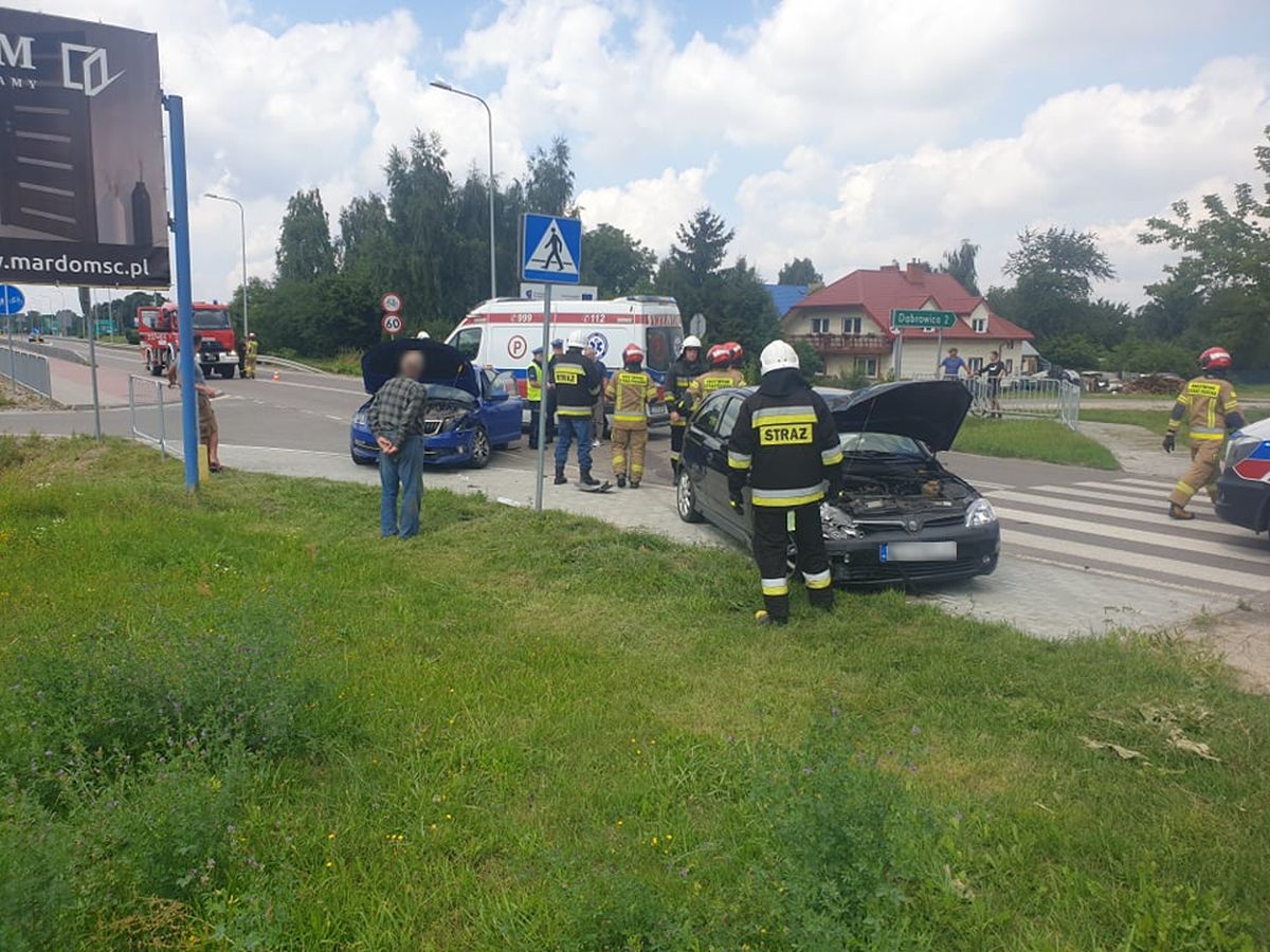 Wypadek na trasie Lublin – Nałęczów. Dwie osoby ranne i utrudnienia w ruchu (zdjęcia)