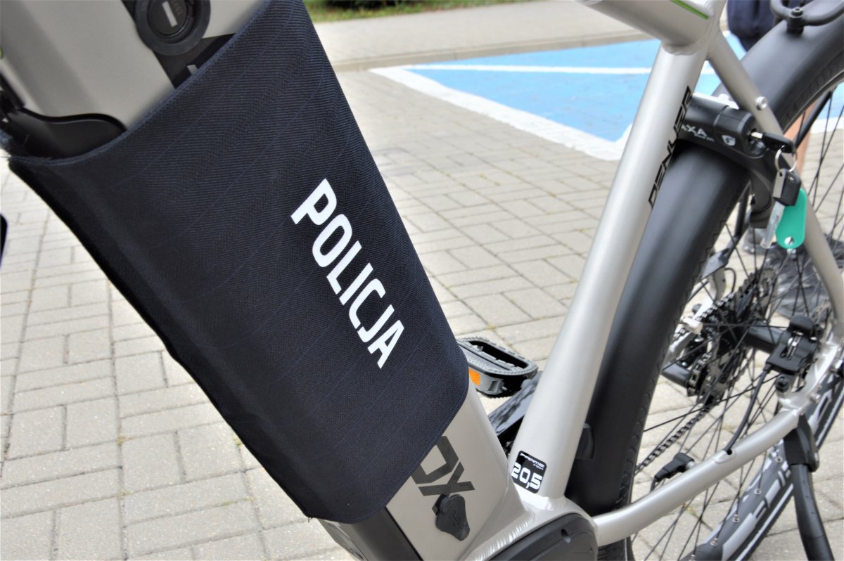Lubelscy policjanci otrzymali kolejne rowery elektryczne. To prezent od miasta (zdjęcia)