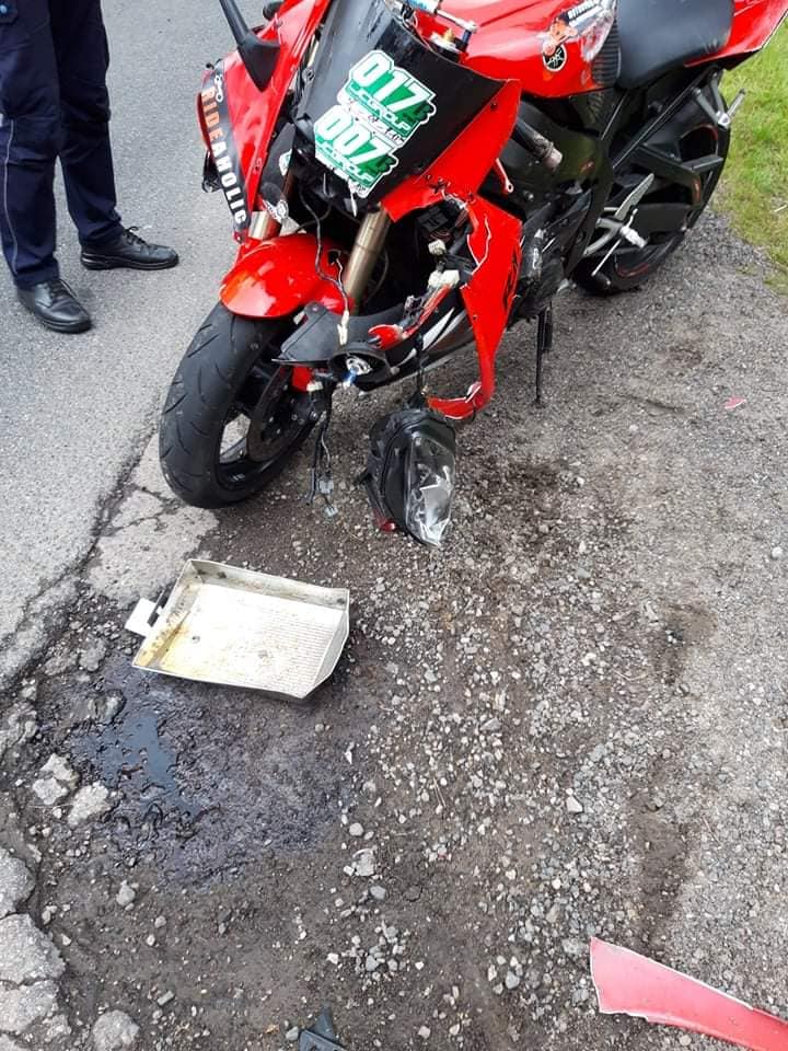 Zajechał drogę motocyklistom. Młoda kobieta zginęła na miejscu (zdjęcia)