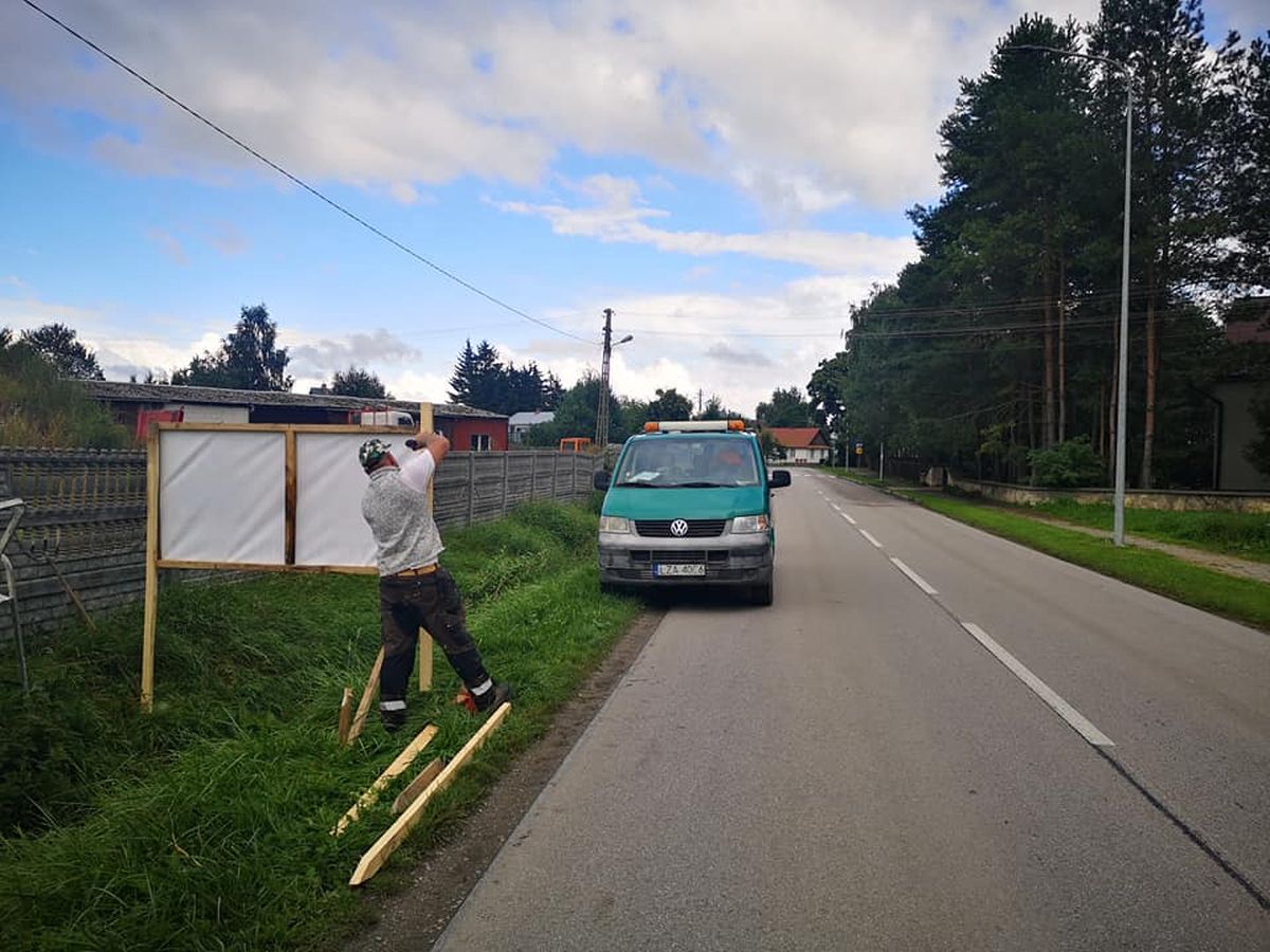 Za pomocą banerów apelują do kierowców. Wszystko dla bezpieczeństwa dzieci (zdjęcia)