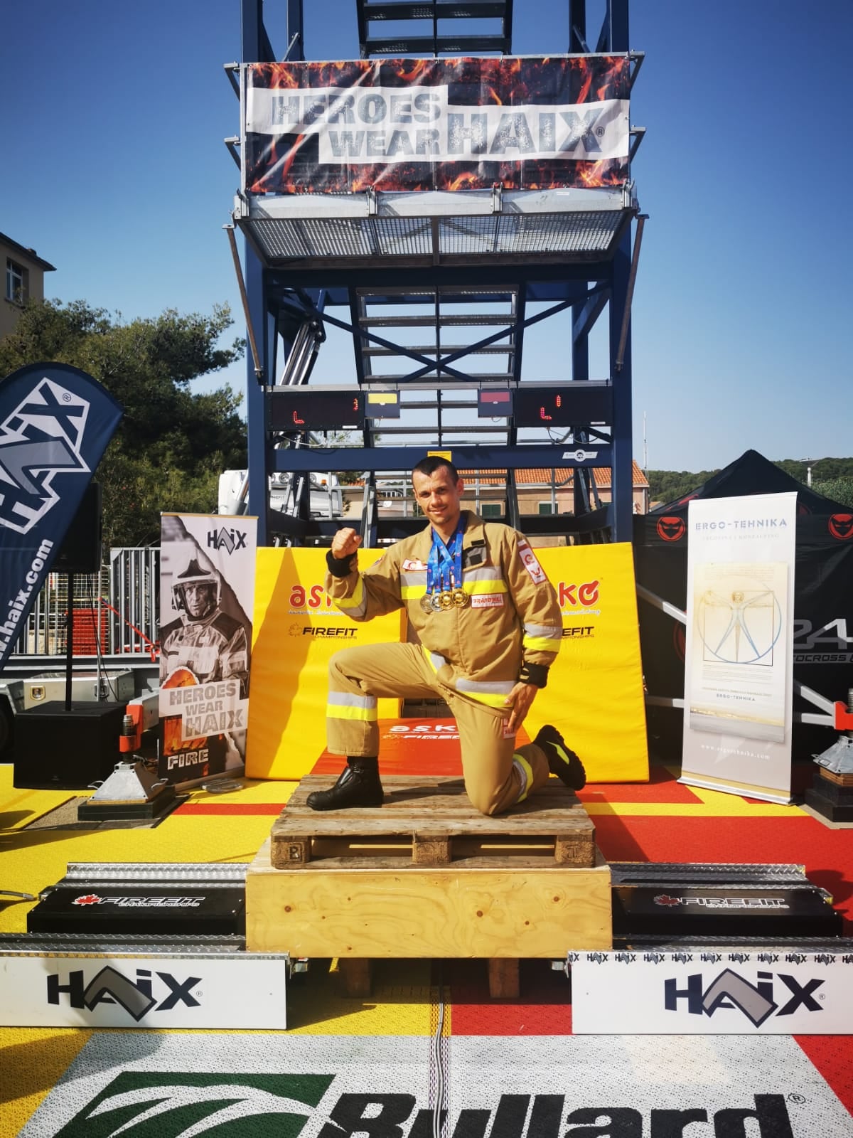 Strażak z Chełma ponownie na podium zawodów FireFit Championships (zdjęcia)