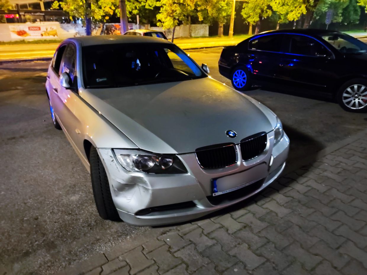 Jedno BMW, dwoje pijanych kierowców. Ona spowodowała kolizję, on chciał wjechać w pieszych (zdjęcia)