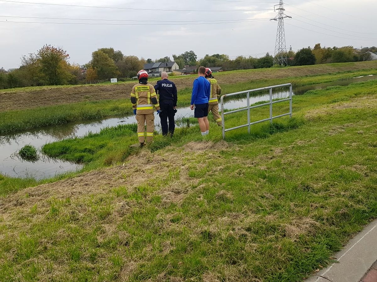 Zwłoki kobiety w Bystrzycy w Lublinie. Płynące ciało dostrzegli spacerowicze (zdjęcia)