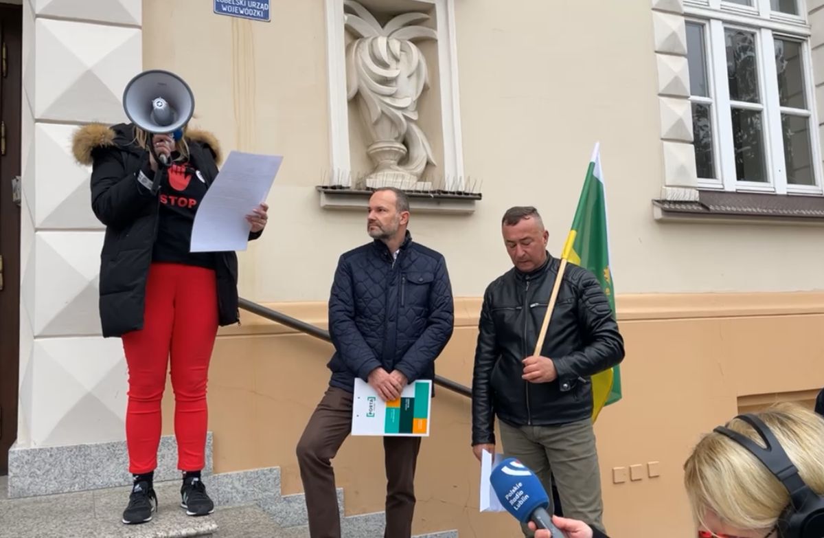 Protest mieszkańców gminy Chełm przybiera na sile. Dzisiaj pikietowali w Lublinie (zdjęcia)