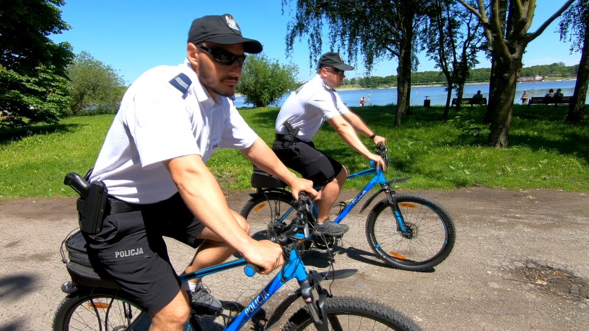 Lubelscy policjanci podsumowali sezon nad Zalewem Zemborzyckim. Ponad 300 interwencji, 3 osoby uratowane (zdjęcia)