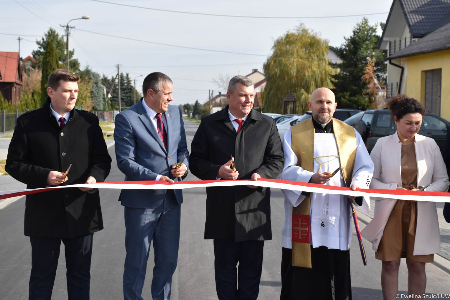 Po modernizacji oficjalnie otwarto niemal trzykilometrowy odcinek drogi powiatowej (zdjęcia)