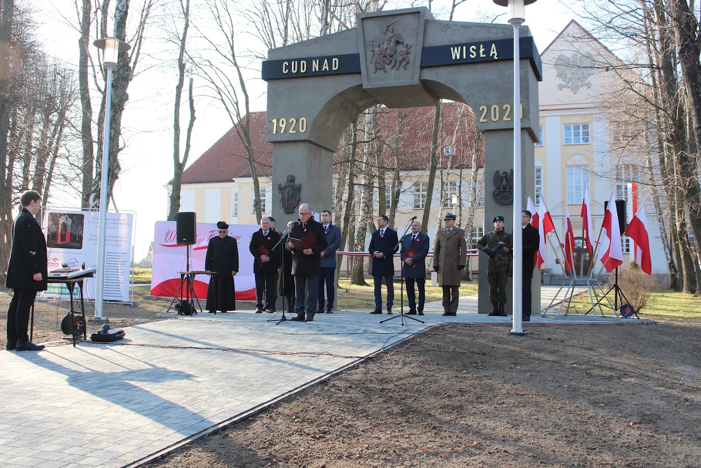 W naszym regionie odsłonięto łuk triumfalny. To jedyna tego typu budowla w Polsce (zdjęcia)