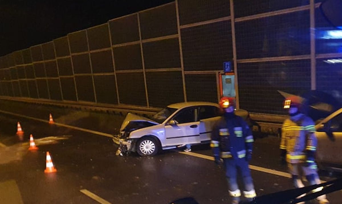 Zderzenie pojazdów na trasie Lublin – Piaski. Są utrudnienia w ruchu (zdjęcia)