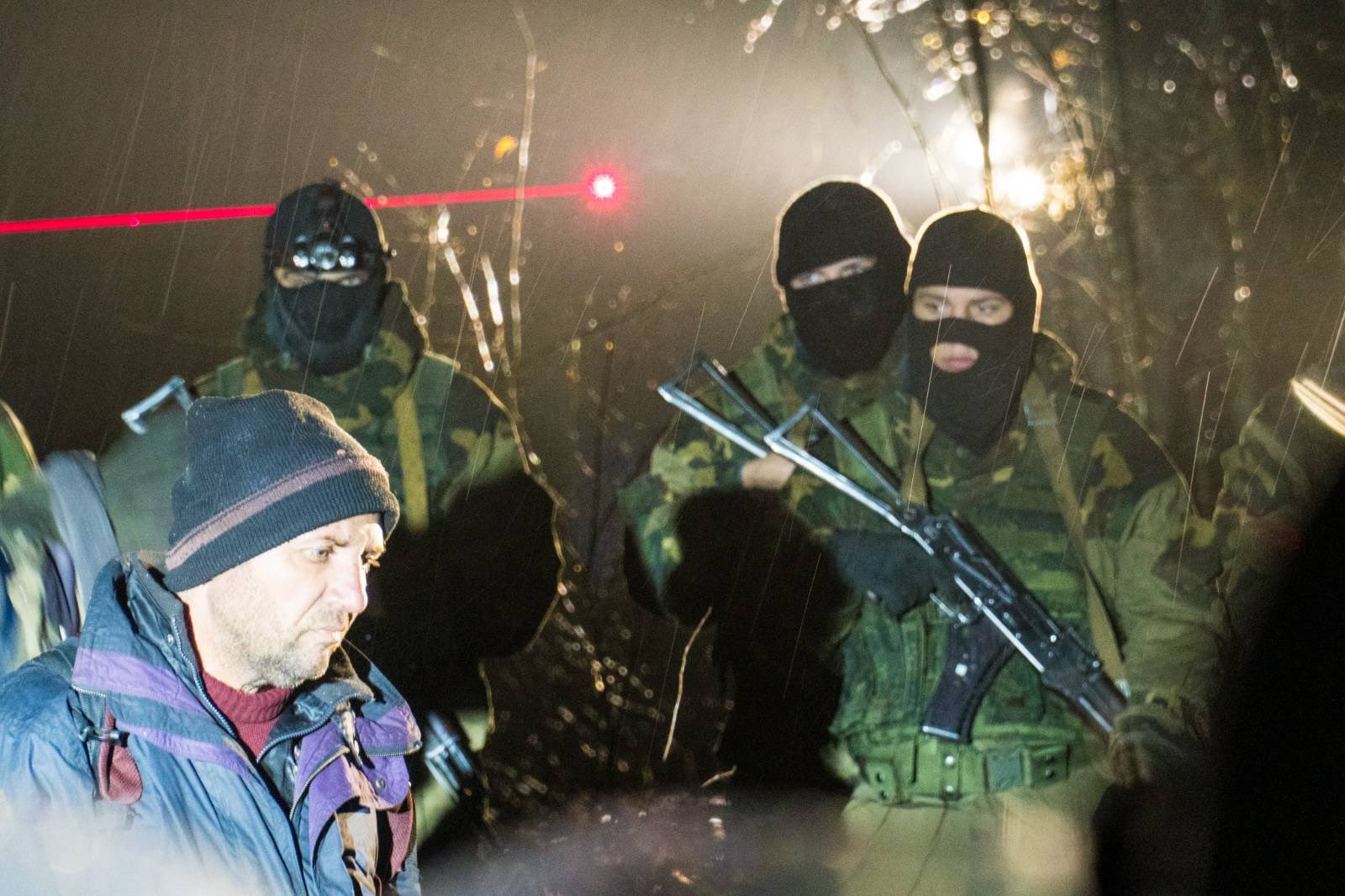 Nocny atak na polską granicę nadzorowany przez białoruskie służby (zdjęcia, wideo)