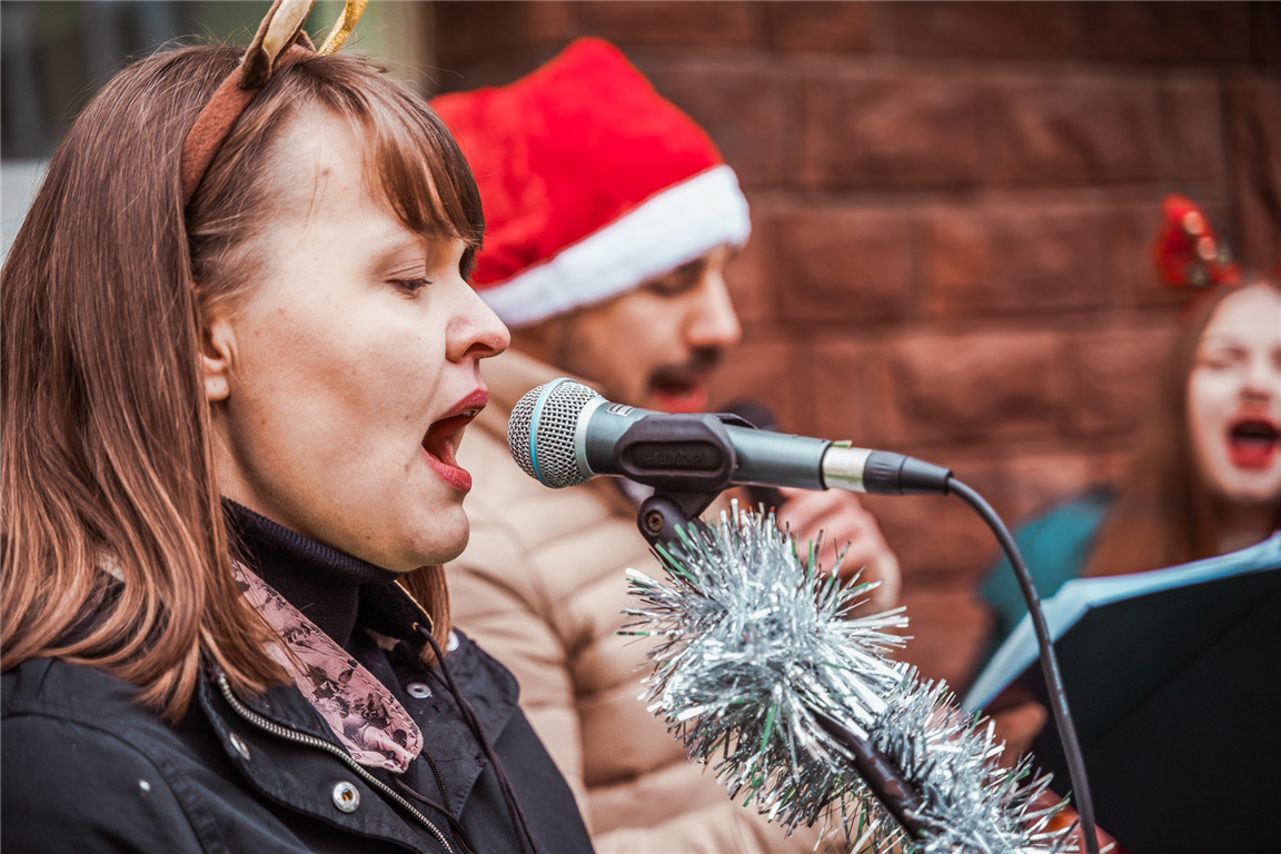 Niecodzienny koncert zespołu IKEA Family Band dla małych pacjentów Uniwersyteckiego Szpitala Dziecięcego (zdjęcia)