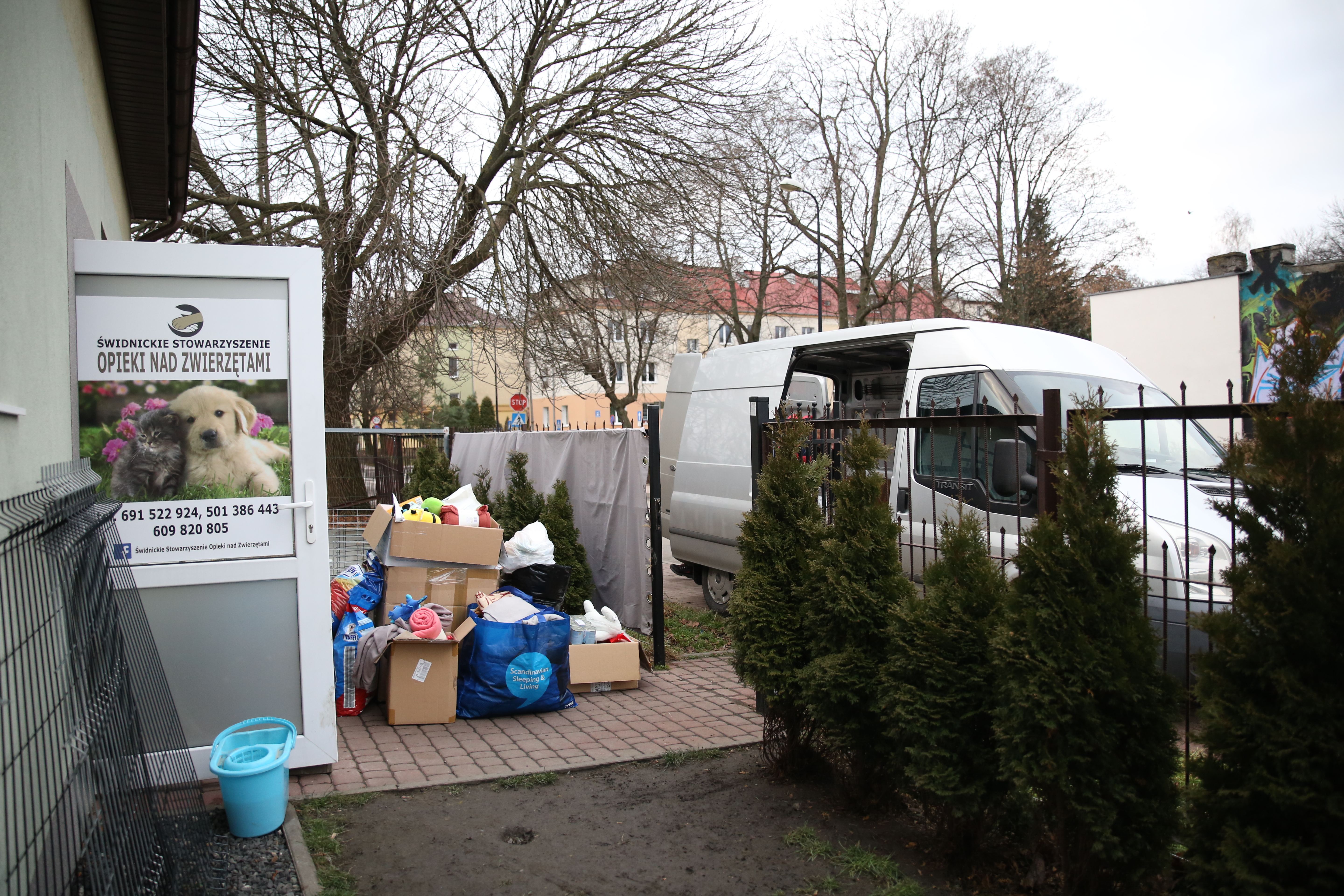 Zakończyła się świąteczna zbiórka na rzecz zwierzaków. Bolek dziękuje w imieniu kumpli (zdjęcia)