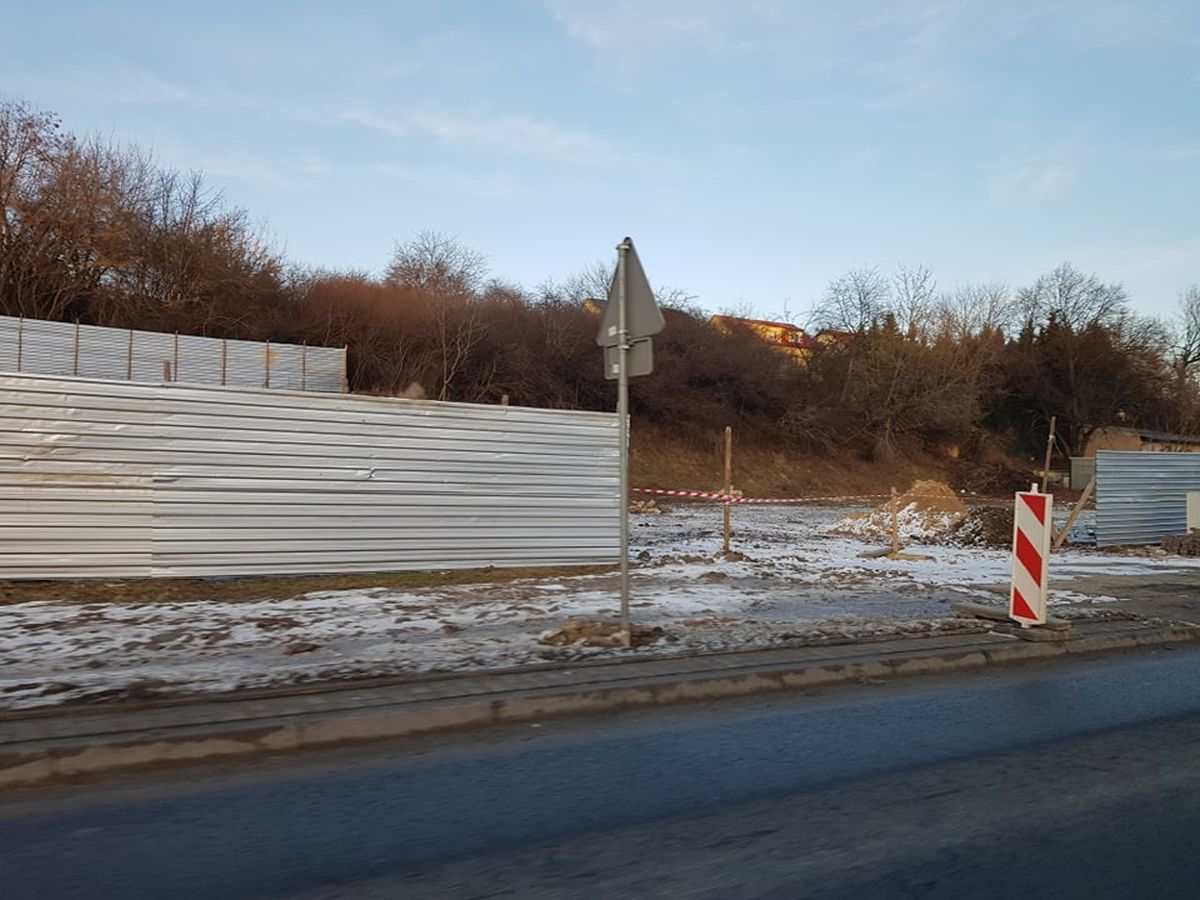 Mieszkańcy mieli obawy, inwestor walczył 8 lat. Ruszyła budowa kolejnej stacji paliw w Lublinie (zdjęcia)