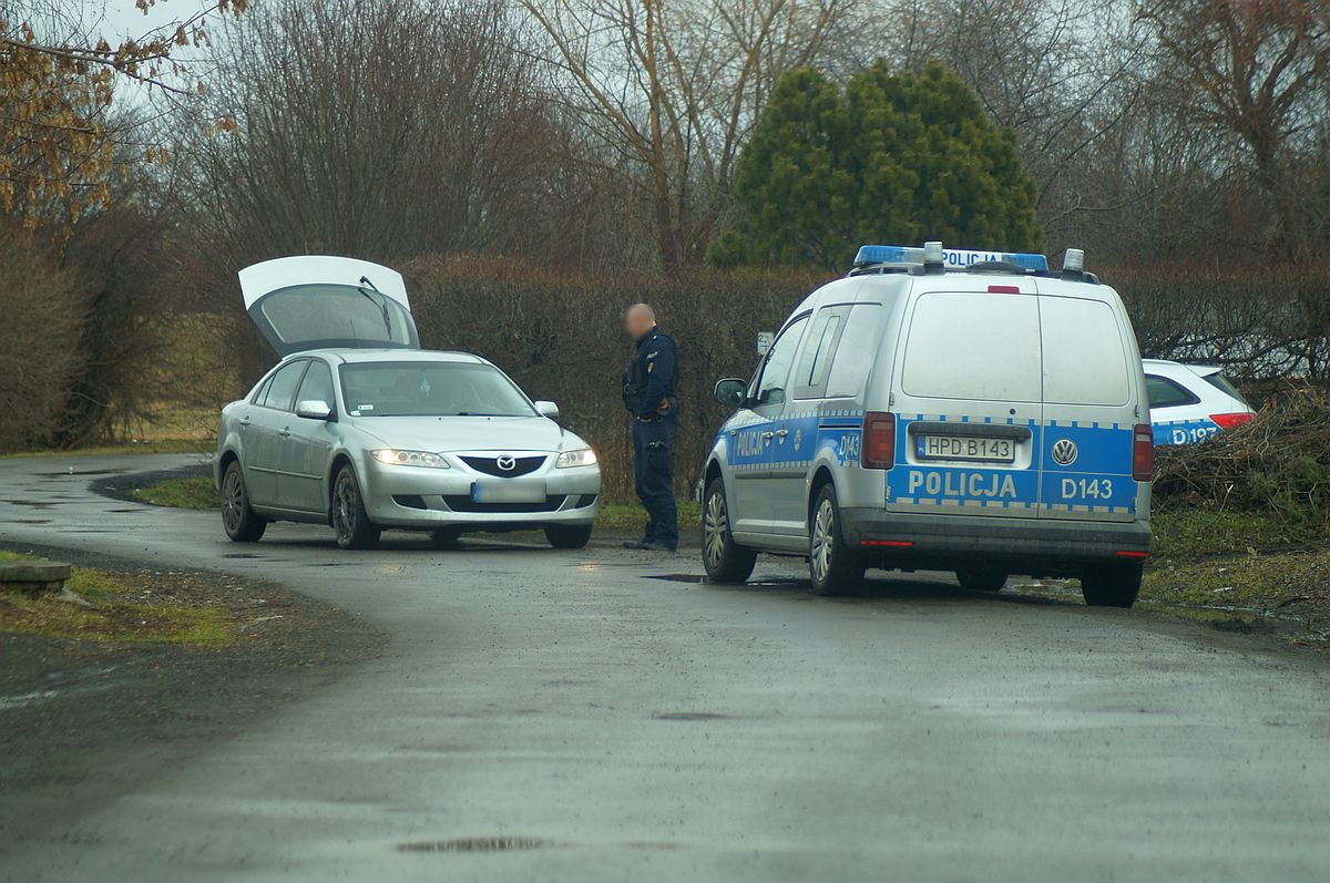 Pościg ulicami Lublina za kierowcą mazdy. W chwili zatrzymania mężczyzna był nietrzeźwy (zdjęcia)