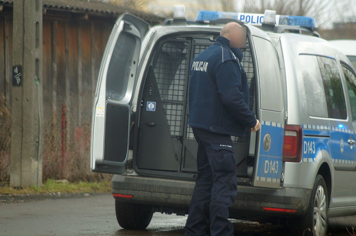 Pościg ulicami Lublina za kierowcą mazdy. W chwili zatrzymania mężczyzna był nietrzeźwy (zdjęcia)