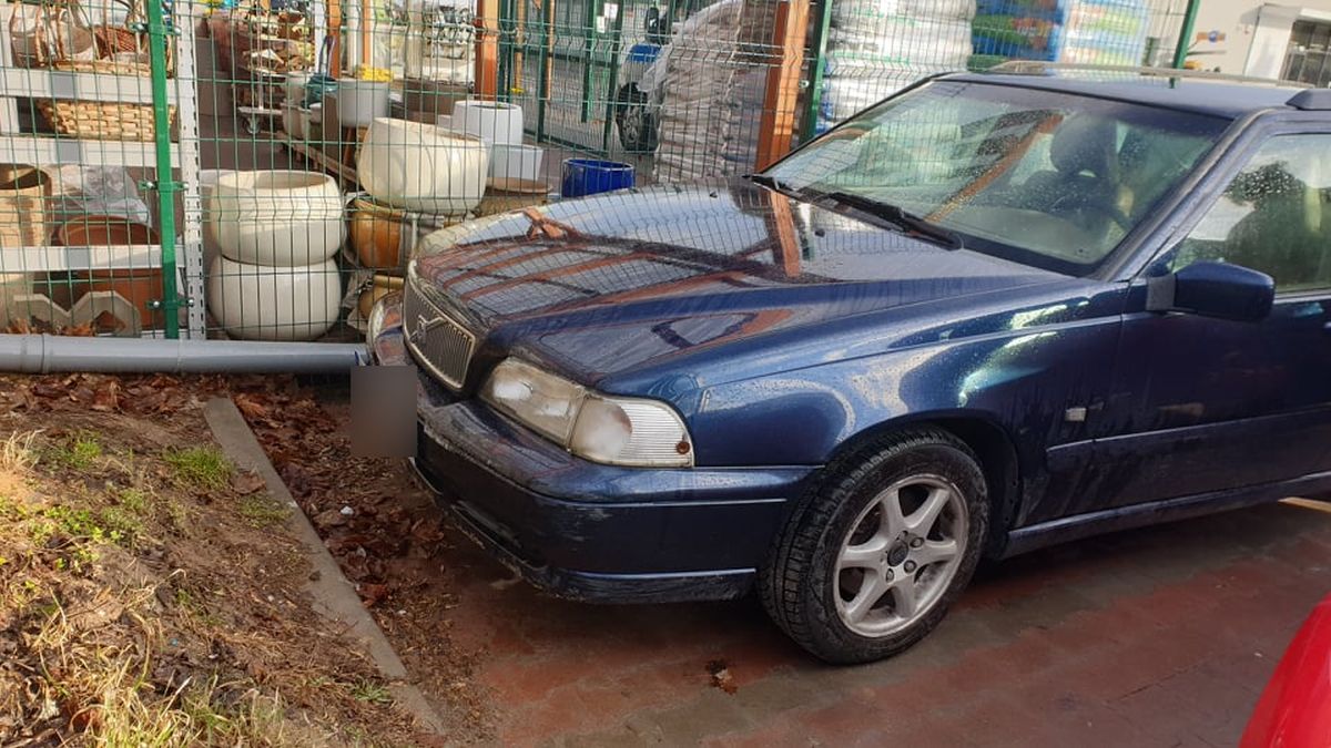 Na rondzie wjechał w toyotę. Uderzenie było delikatne, jednak może nawet trafić do więzienia (zdjęcia)