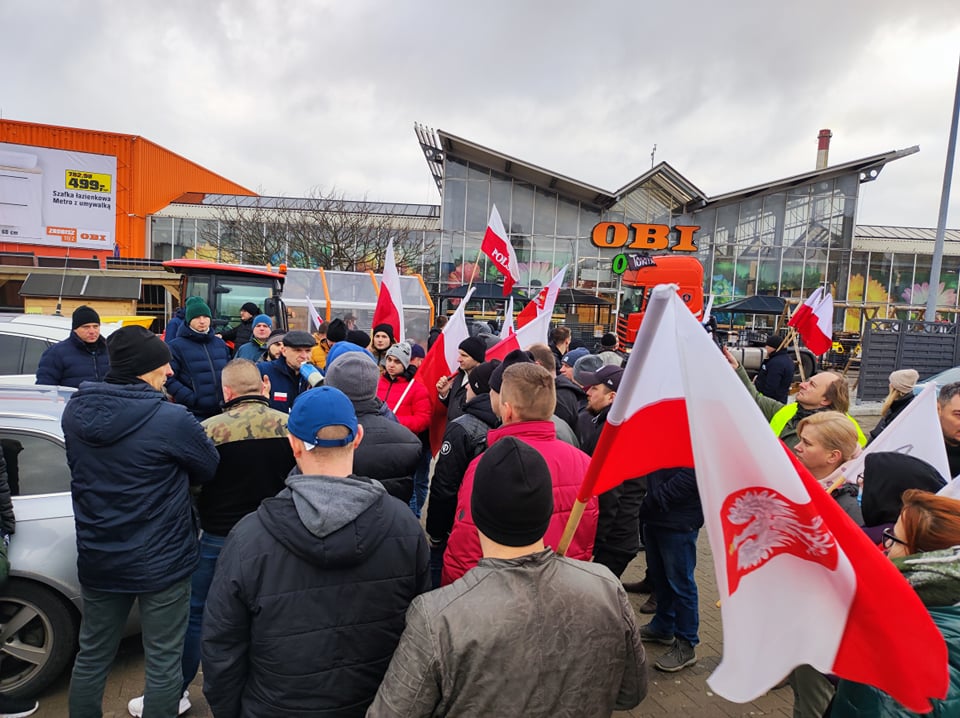 Rolnicy i przedsiębiorcy blokują Lublin. Trwa protest (wideo, zdjęcia) RELACJA NA ŻYWO