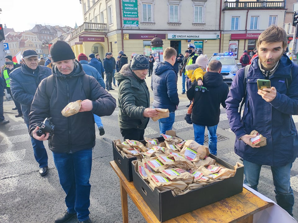 Rolnicy i przedsiębiorcy blokują Lublin. Trwa protest (wideo, zdjęcia) RELACJA NA ŻYWO