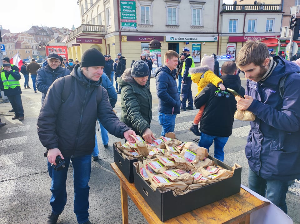 Rolnicy i przedsiębiorcy blokują Lublin. Trwa protest (wideo, zdjęcia) RELACJA NA ŻYWO