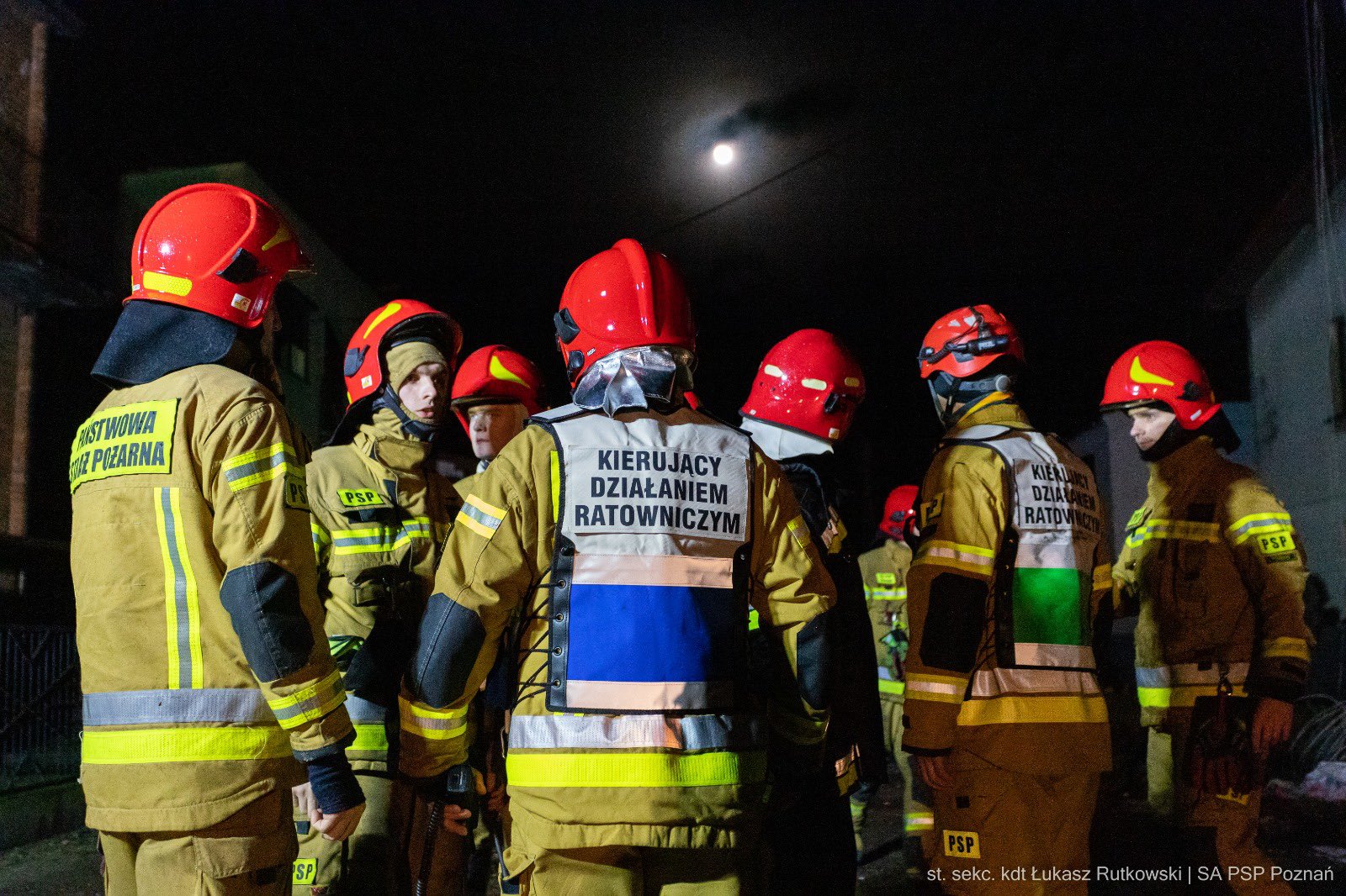 13,6 tys. interwencji straży pożarnej, 3 osoby nie żyją, ponad 3 tys. uszkodzonych budynków (zdjęcia)