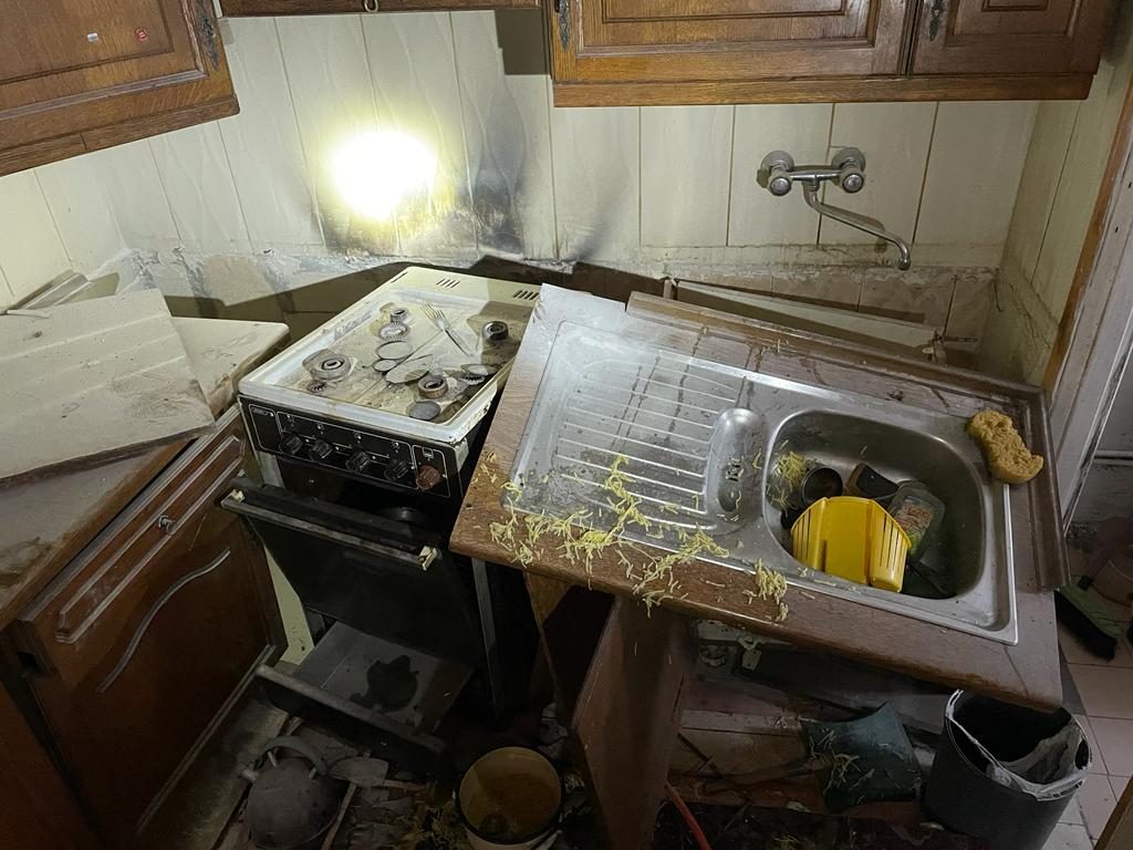 Wybuch gazu zdemolował kuchnię. Właściciel domu miał dużo szczęścia (zdjęcia)