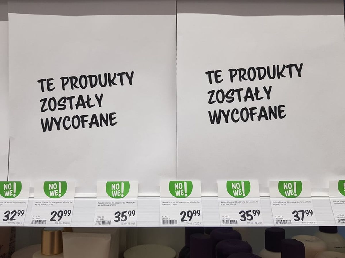 Powiedzieli stop dla produktów pochodzenia rosyjskiego. Na sklepowych półkach pozostały po nich tylko etykiety (zdjęcia)