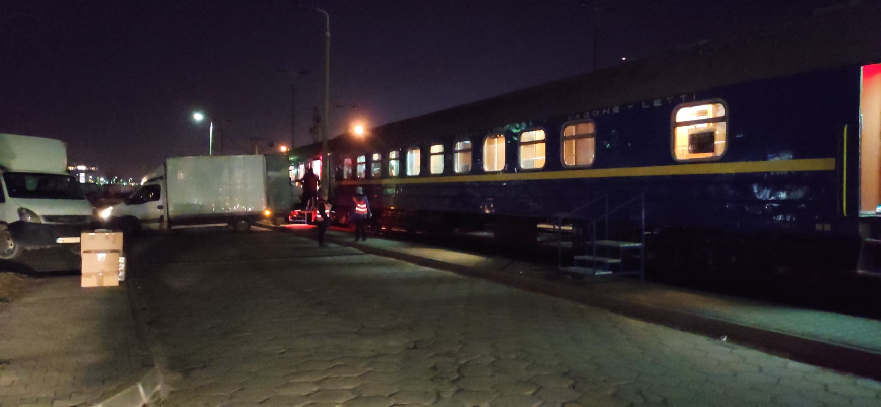 Zrealizowali już ponad 200 połączeń kolejowych dla uchodźców. Kursują nawet pociągi piętrowe (zdjęcia)