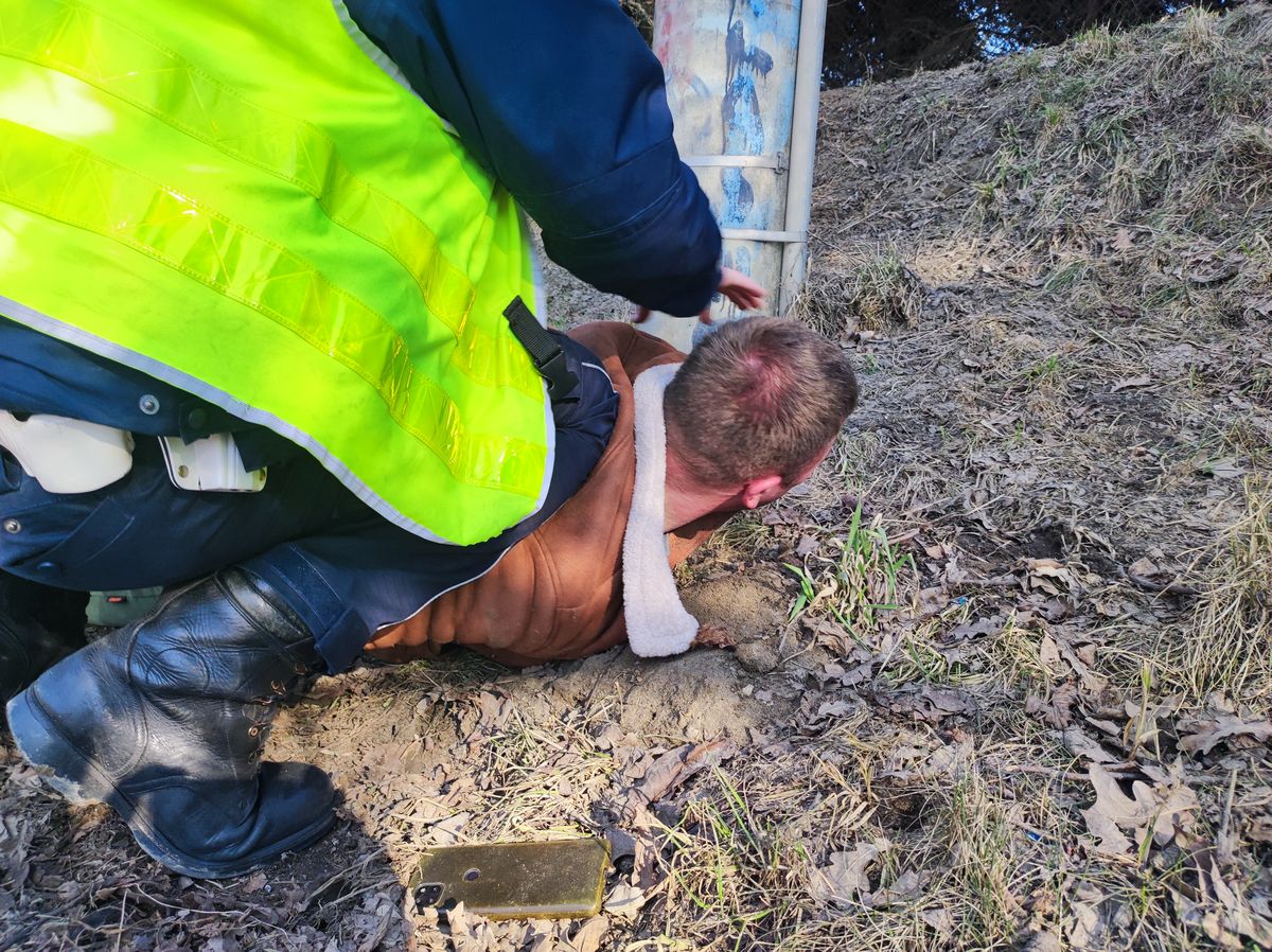 Pościg ulicami Lublina za kierowcą hondy. Mężczyzna uciekał, gdyż chciał uniknąć mandatu za prędkość (zdjęcia)