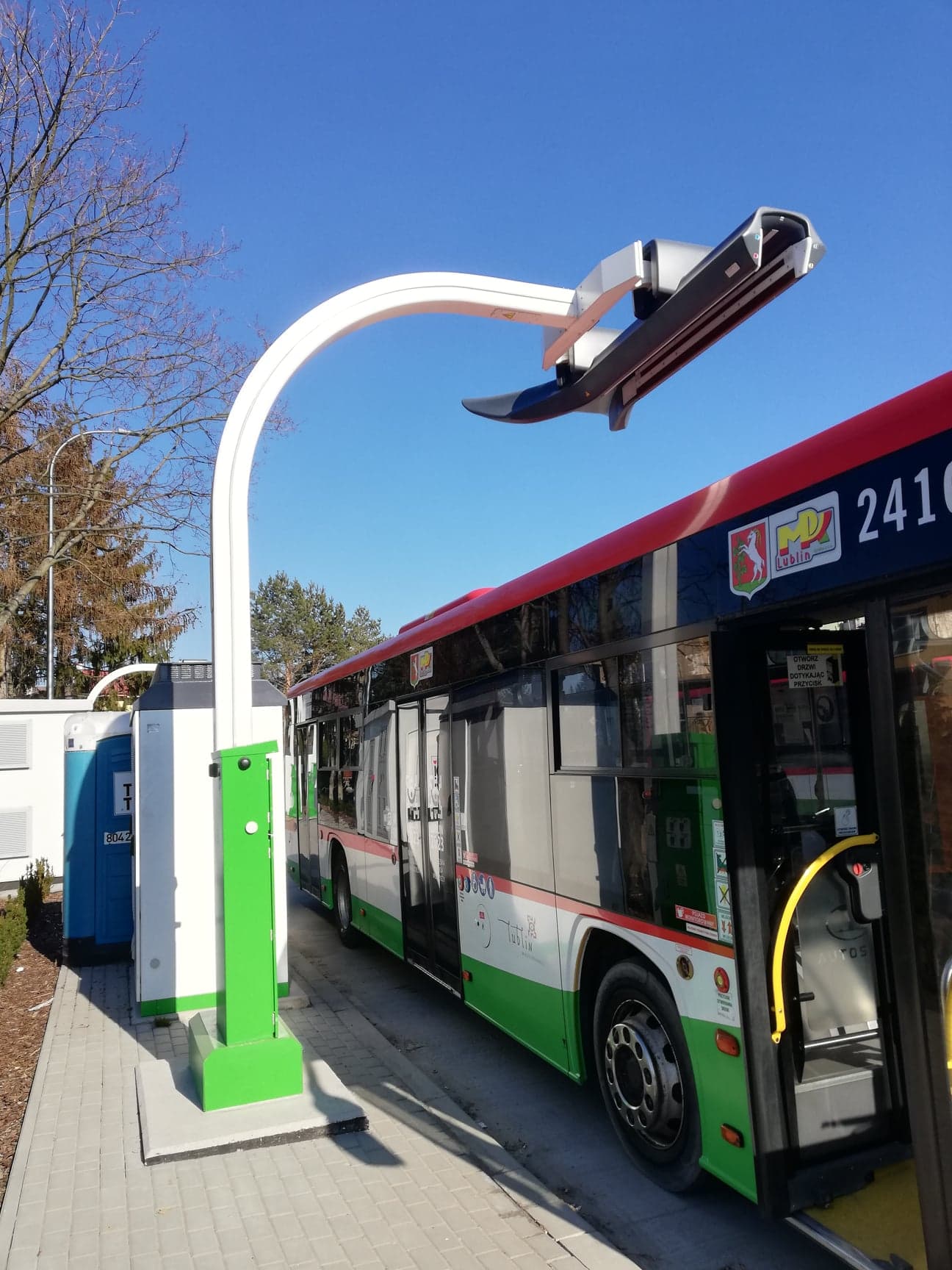 Jak to w końcu jest z tymi ładowarkami dla autobusów elektrycznych na pętli przy ul. Zbożowej? Działają czy nie?