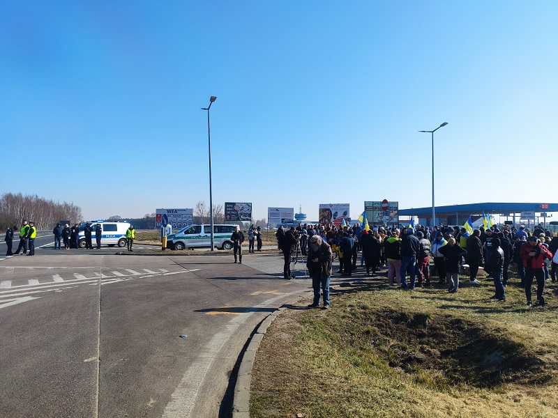 Rozpoczął się protest na przejściu granicznym w Kukurykach (zdjęcia)