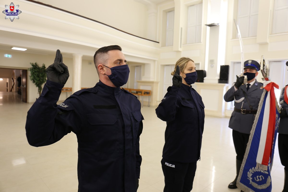 W szeregi lubelskiej Policji wstąpiło 57 nowych funkcjonariuszy (wideo, zdjęcia)