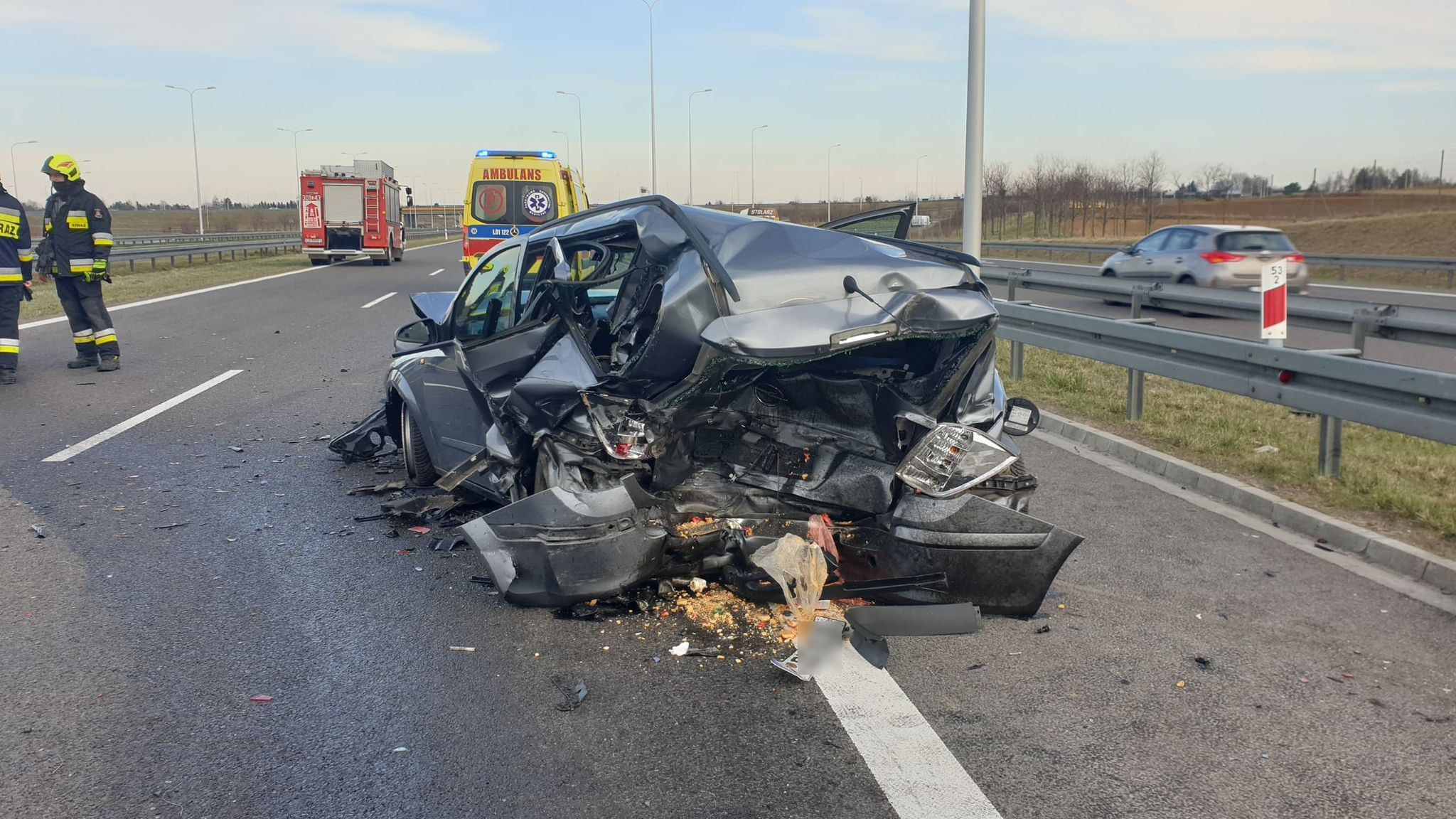 Wypadek na ekspresówce zakończył się tragicznie. Nie udało się uratować życia obywatela Ukrainy (zdjęcia)