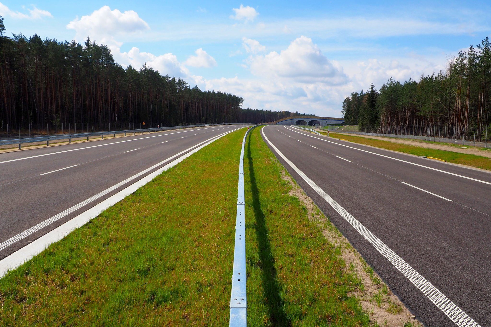 Kierowcy mogą już korzystać z kolejnego odcinka S19 Lublin – Rzeszów. Na otwarcie czeka ostatni fragment (zdjęcia)