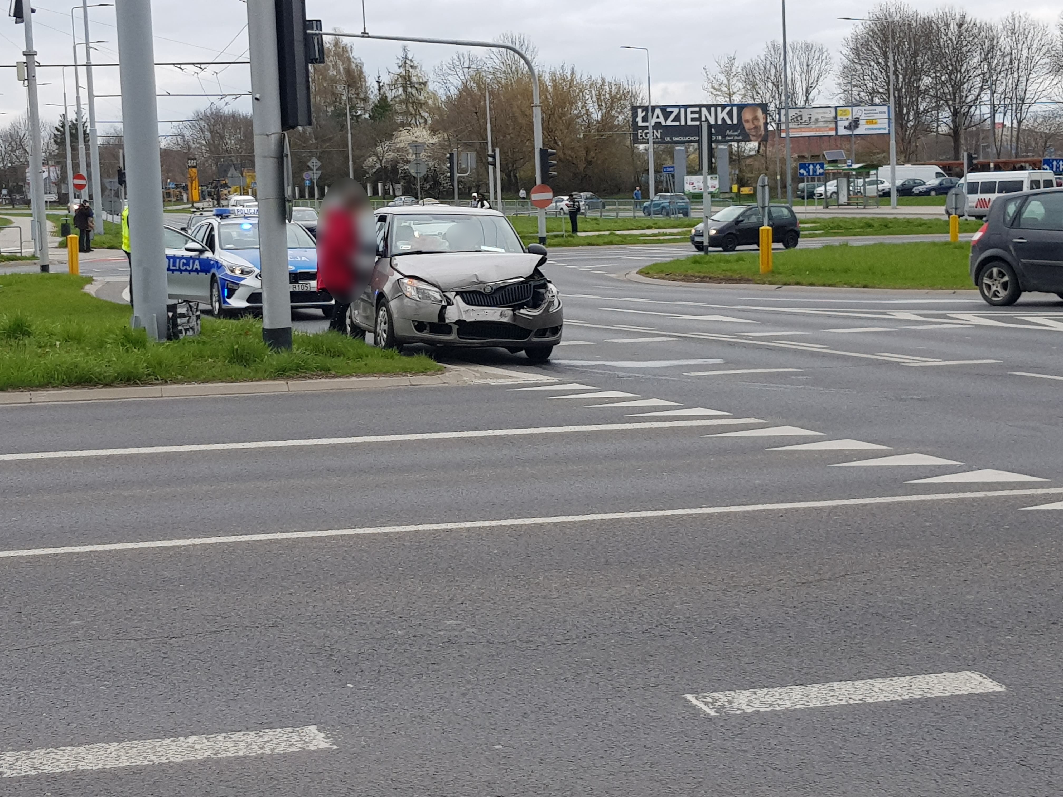 Na tym skrzyżowaniu ten błąd kosztuje kolizję lub wypadek (zdjęcia)