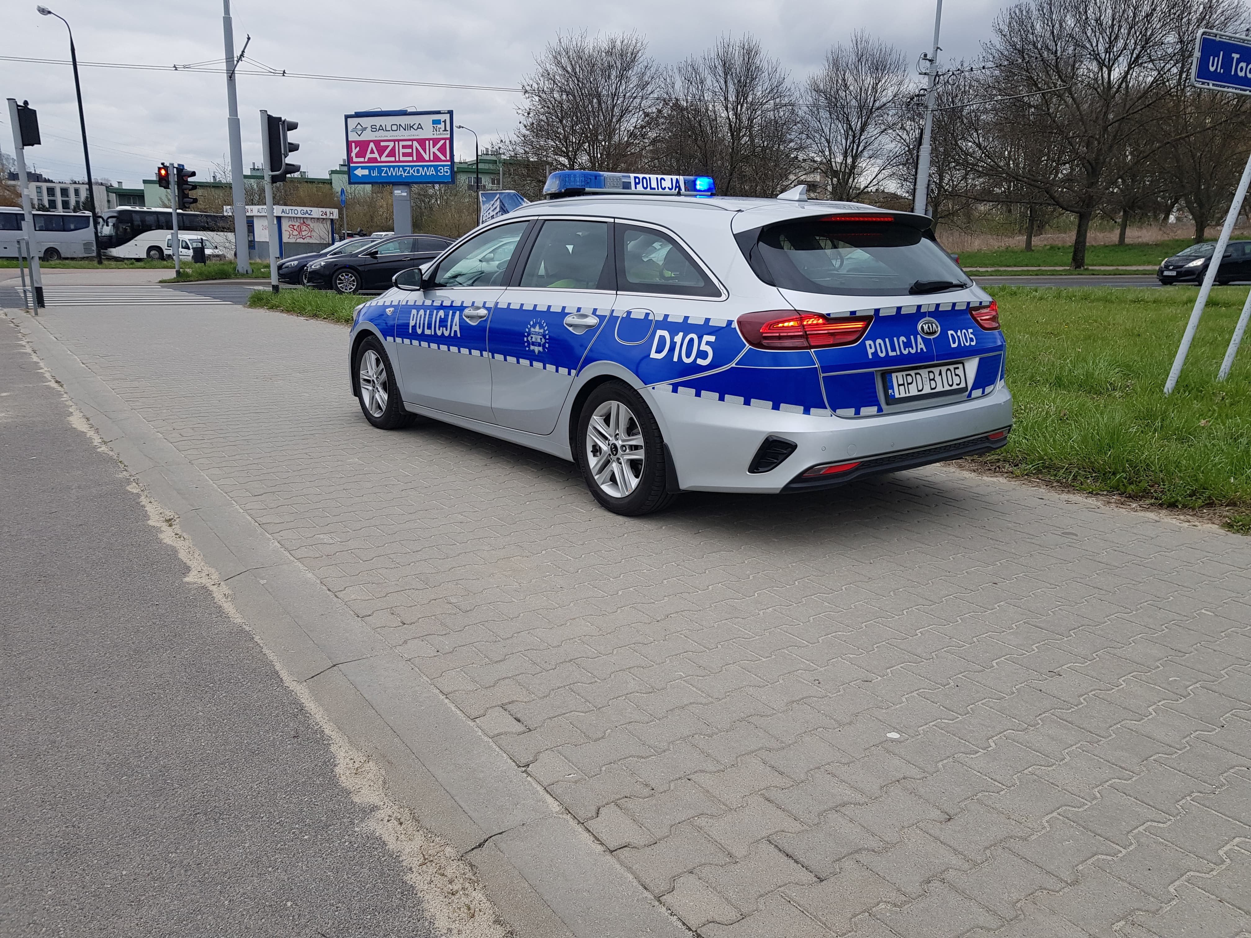 Na tym skrzyżowaniu ten błąd kosztuje kolizję lub wypadek (zdjęcia)