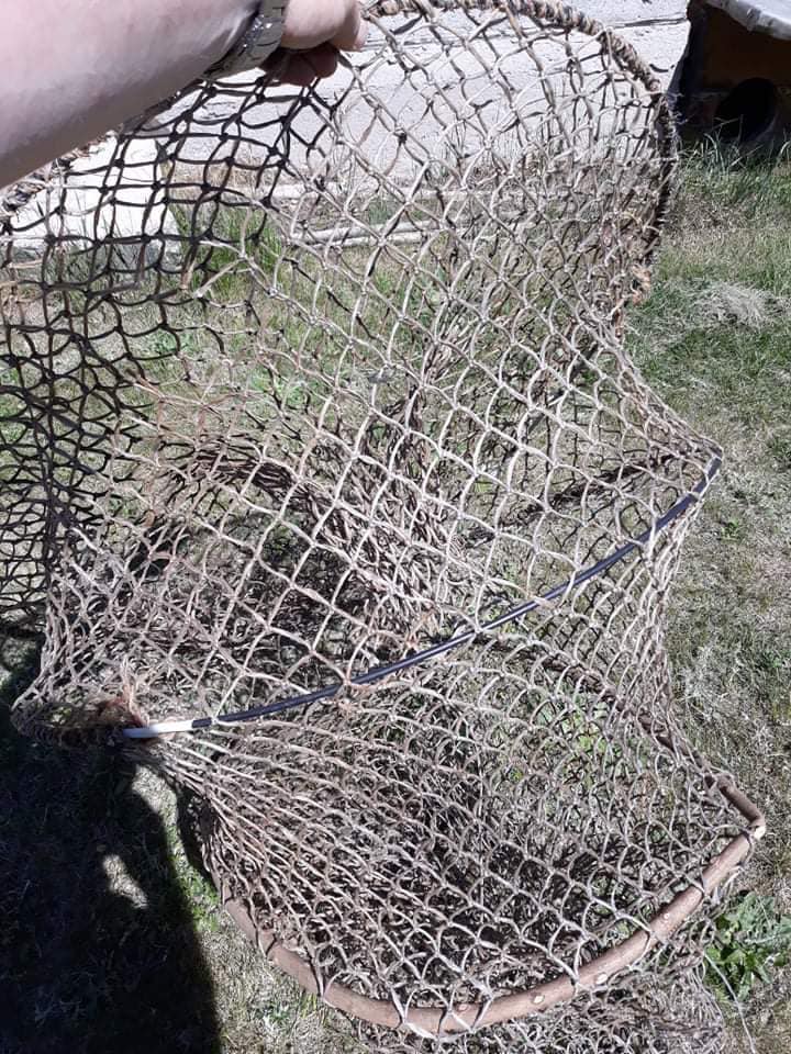 Rozstawiał sieci na rzece, wpadł na gorącym uczynku (zdjęcia)