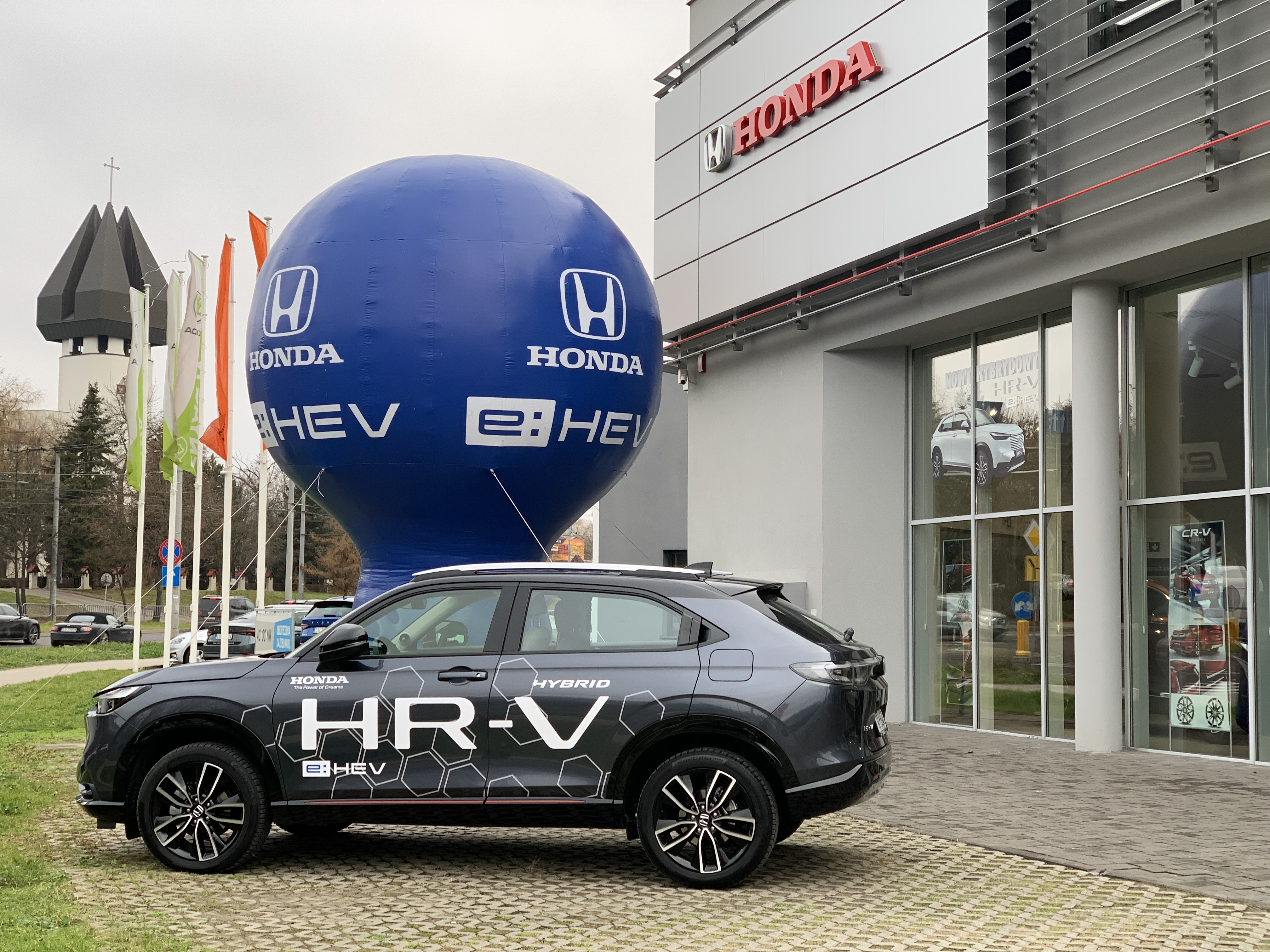 Samoładująca się hybryda Honda HR-V e:HEV. Nowoczesność w zasięgu ręki