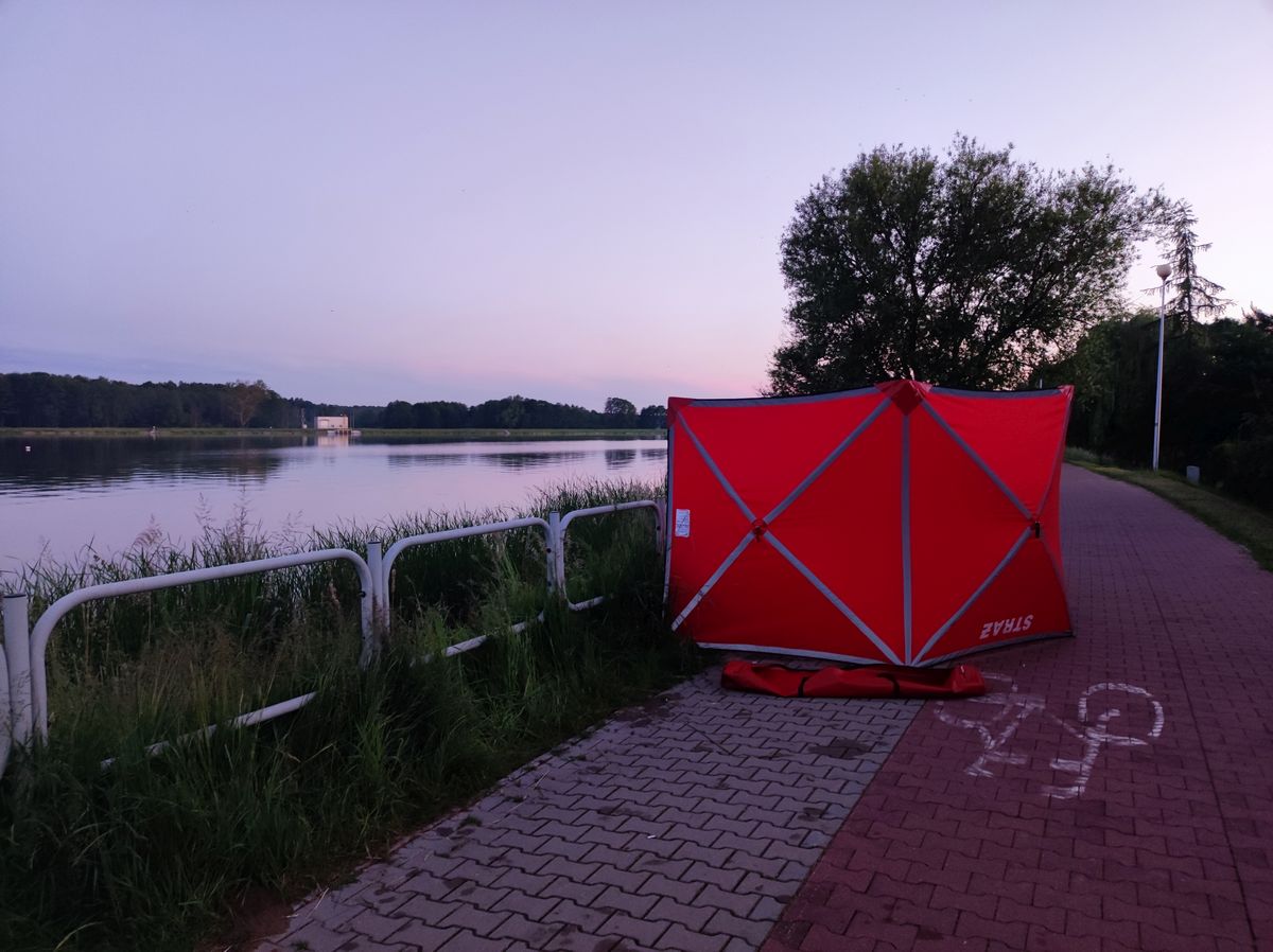 Tragedia nad Zalewem Zemborzyckim. Ojciec w trzcinowisku znalazł zwłoki syna (zdjęcia)