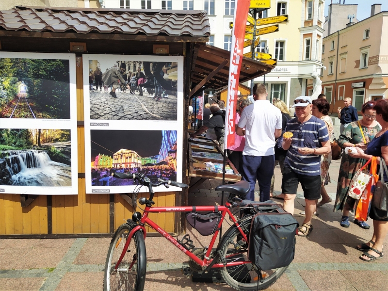 Promują Lubelszczyznę w całym kraju, rozdają też cebularze. Efekt będzie znany w wakacje (zdjęcia)