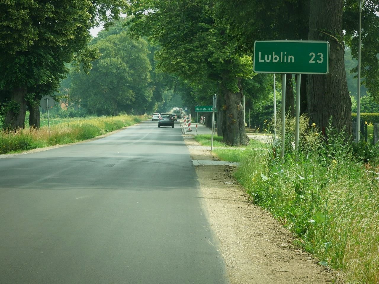 Na trasie z Lublina do Nałęczowa pojawiły się ponad 2 km nowej nawierzchni (zdjęcia)