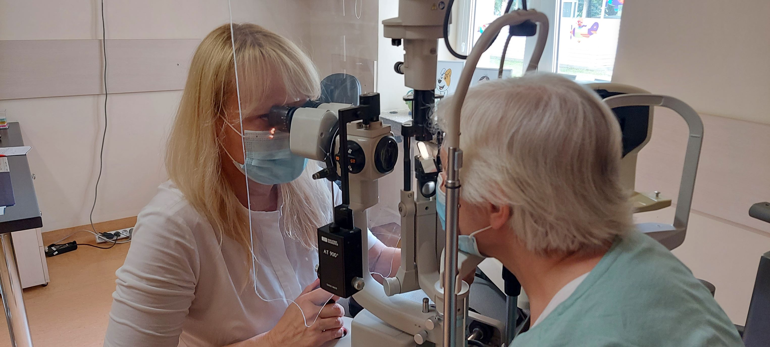Badania okulistyczne w 1 Wojskowym Szpitalu Klinicznym w ramach „Lubelskich dni promocji zdrowia” (zdjęcia)