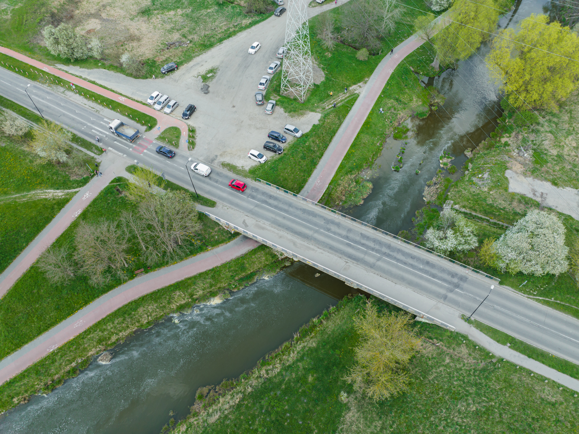 Przypominamy ważną informację dla kierowców i pieszych. Jutro ruszają prace rozbiórkowe mostu na ul. Żeglarskiej