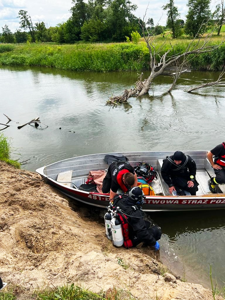 Na Wieprzu odnaleziono ciało zaginionego 33-latka (wideo, zdjęcia)