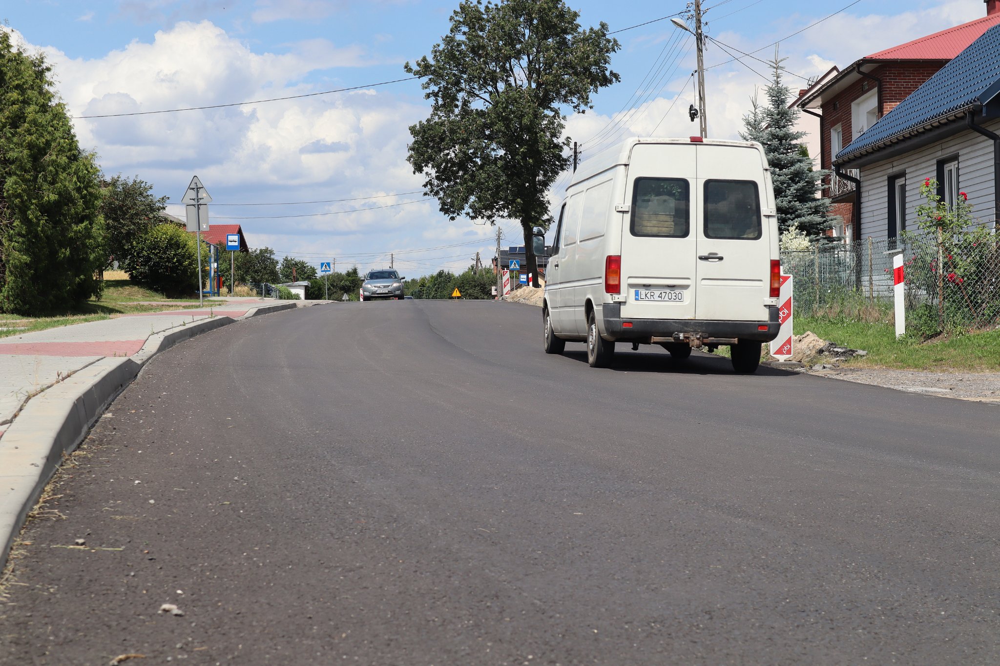 Dobiega końca remont drogi wojewódzkiej z Lubelszczyzny na Podkarpacie  (zdjęcia)