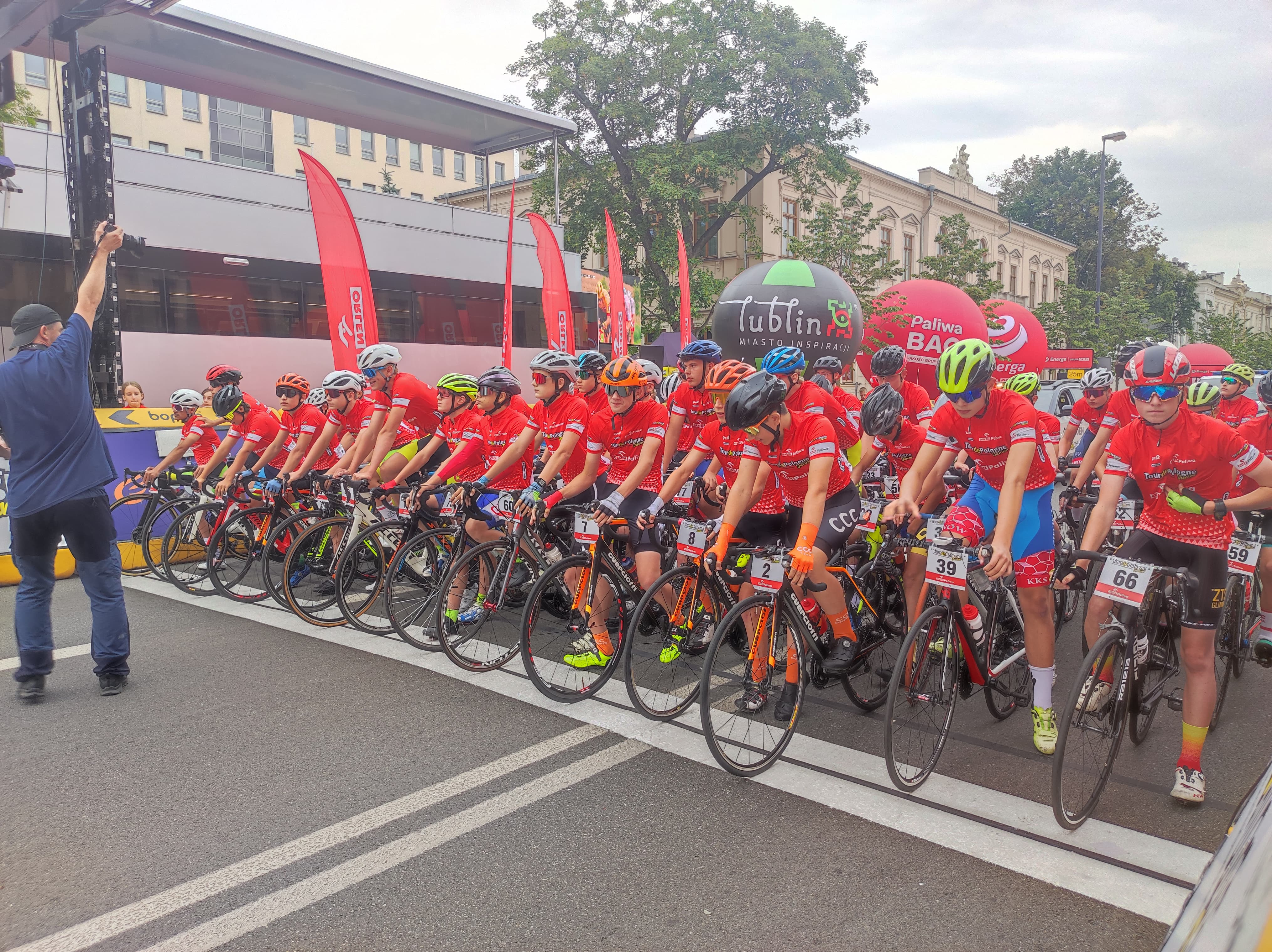 Tour de Pologne: Zanim do Lublina dojedzie peleton, do wyścigu stanęły dzieci (zdjęcia)