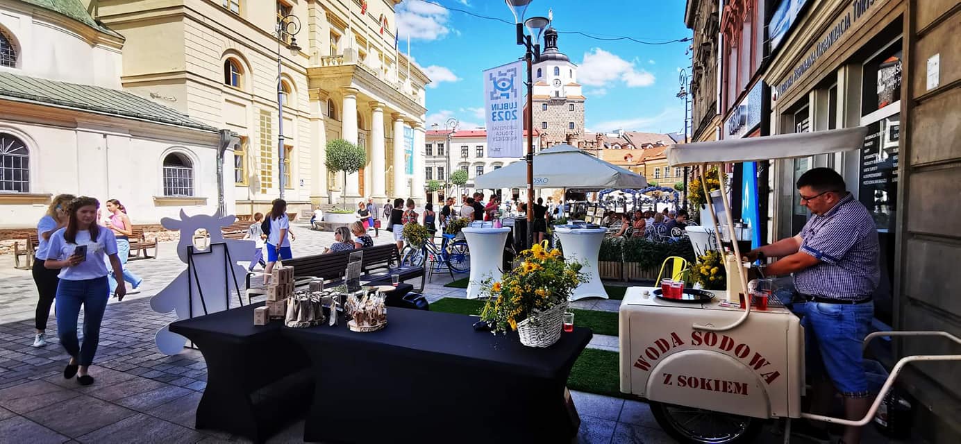 Zamość i Roztocze promują się w centrum Lublina. Przez tydzień atrakcji nie zabraknie (zdjęcia)