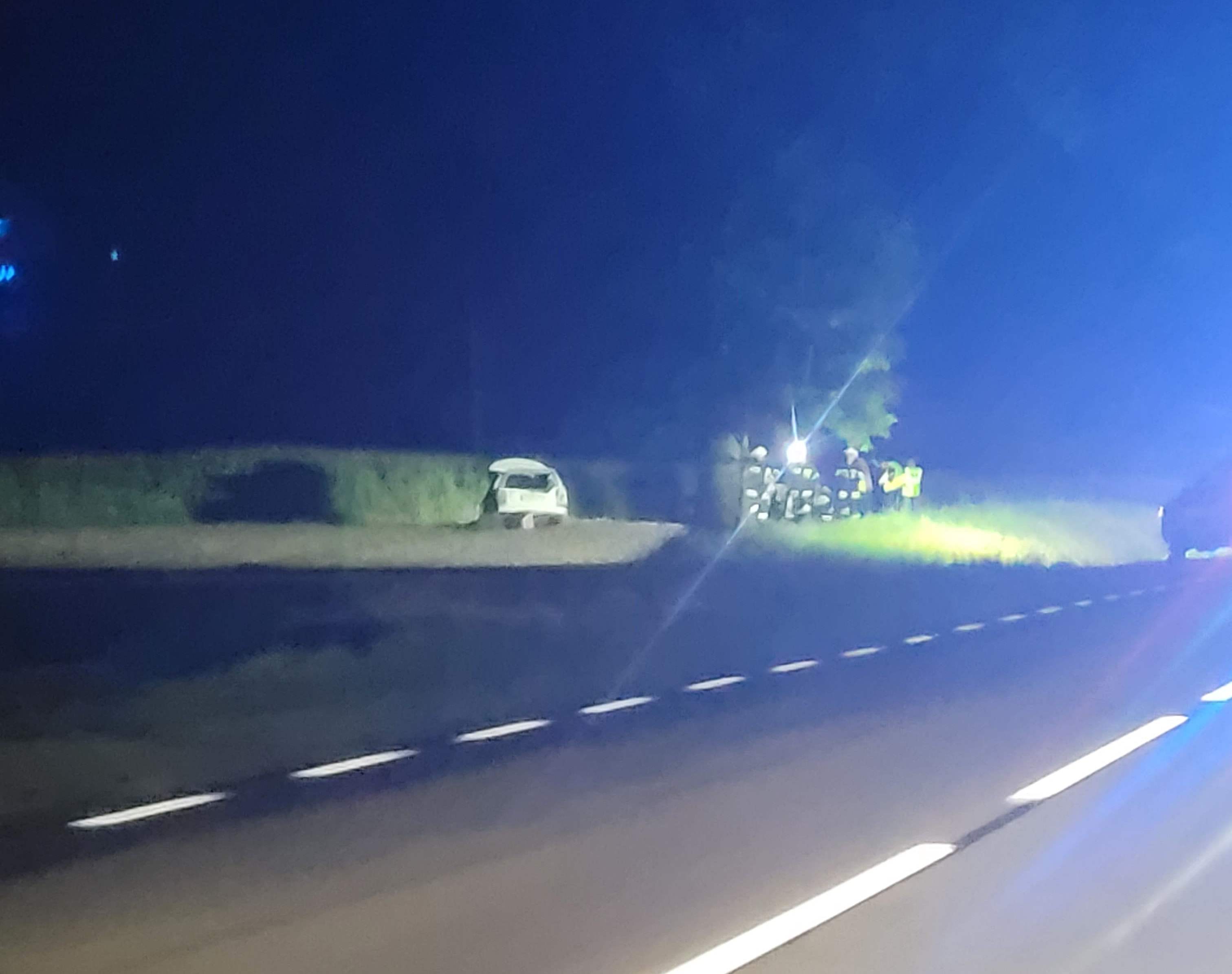 Tragiczne zderzenie volkswagena z BMW. Jeden z kierowców uciekł z miejsca zdarzenia (zdjęcia)