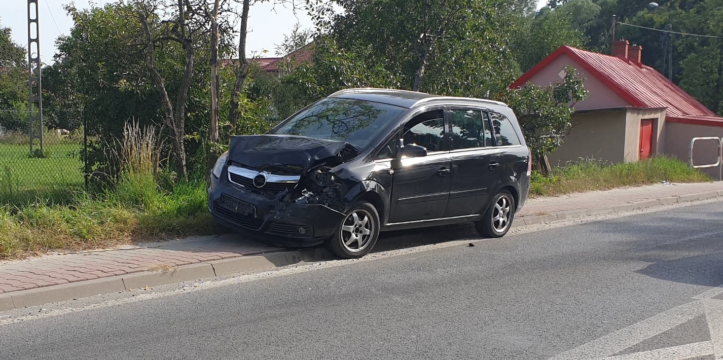 Dwie popołudniowe kolizje, cztery uszkodzone pojazdy (zdjęcia)