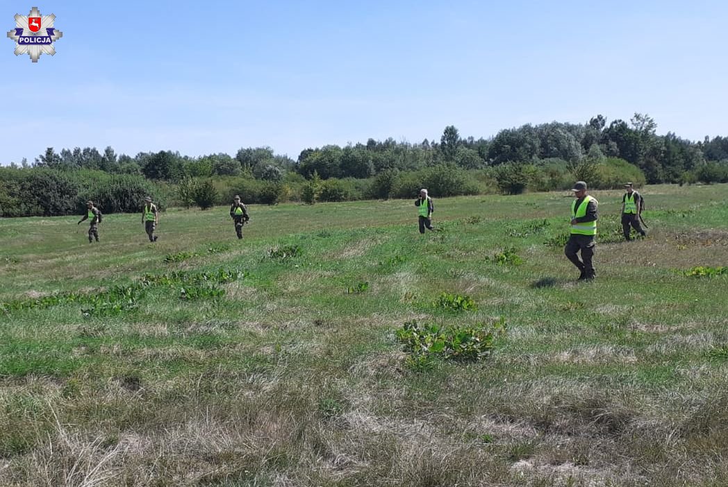 Drugi tydzień poszukują zaginionego 20-latka. Jego rzeczy osobiste znaleziono nad Wieprzem (zdjęcia)