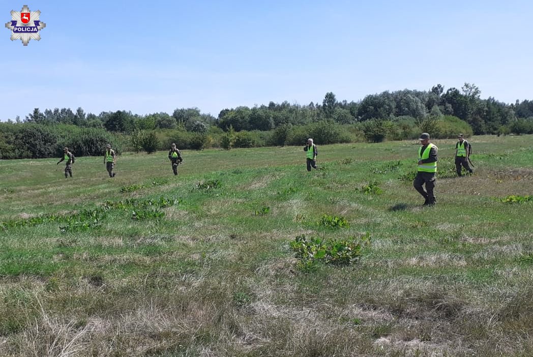 Drugi tydzień poszukują zaginionego 20-latka. Jego rzeczy osobiste znaleziono nad Wieprzem (zdjęcia)